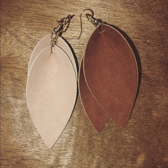 Faux suede leather earrings - Picture 1 of 1